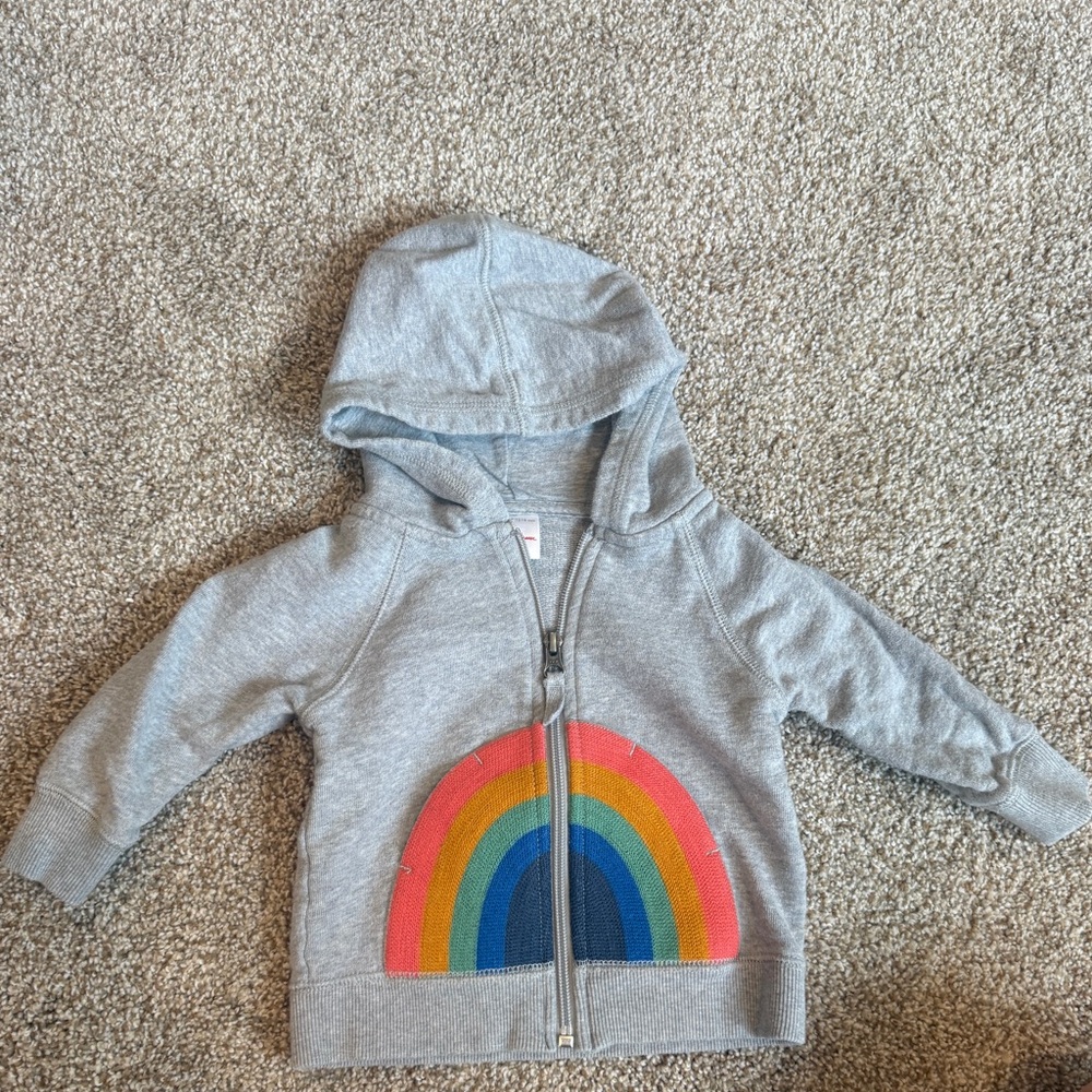 Hanna Andersson Gray Hoodie w Rainbow Design 12-18 months